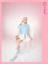 バンダックデザインの短袖Tシャツ【夏用・カジュアル・イエロー・若々しい雰囲気】