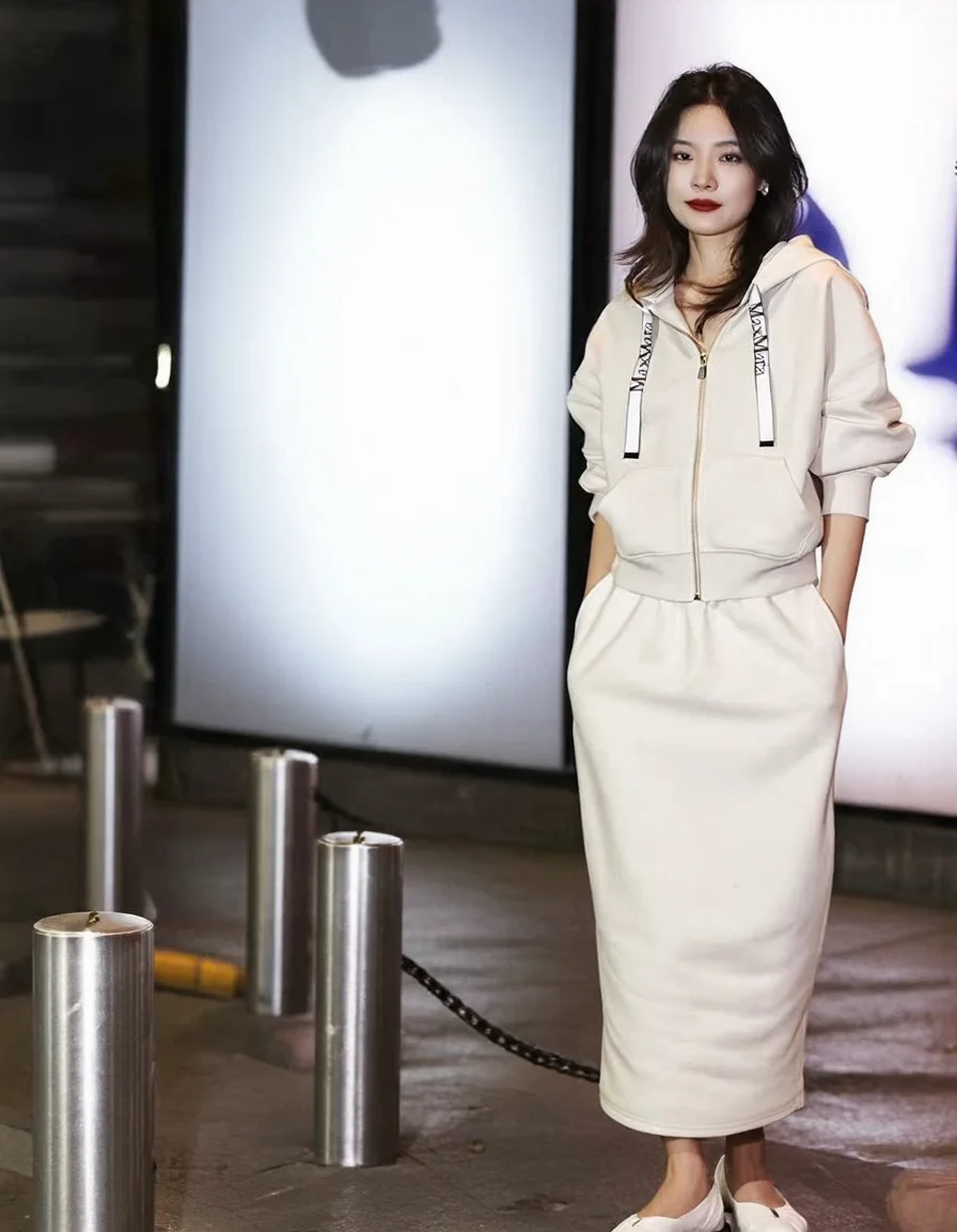 大人可愛い服 50代コーデ 完全ガイド｜色・柄・素材の選び方と実際のコーデ例