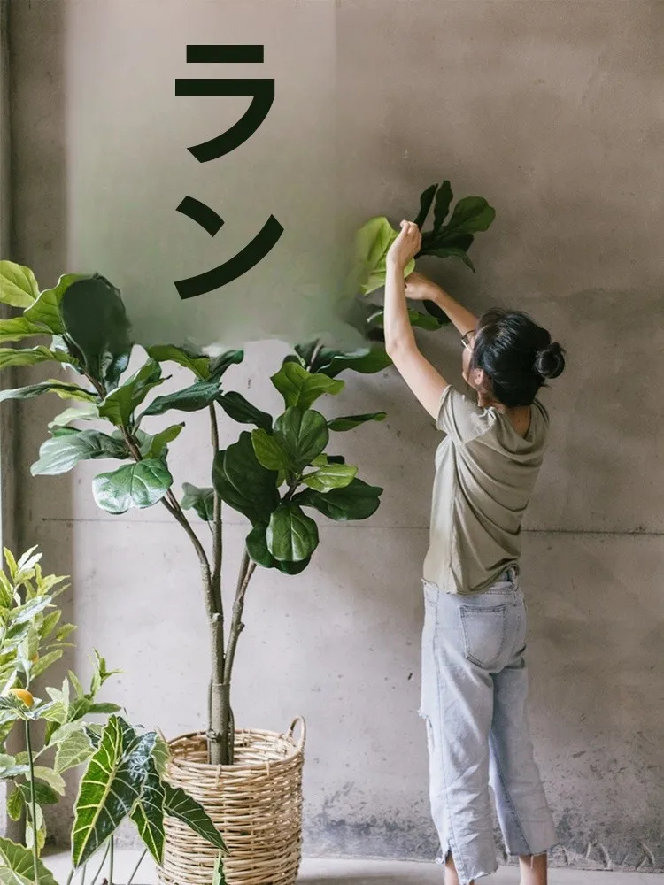 揃えるミニマリスト部屋づくりアイテム - 擬似植物の選び方と維持管理の実態