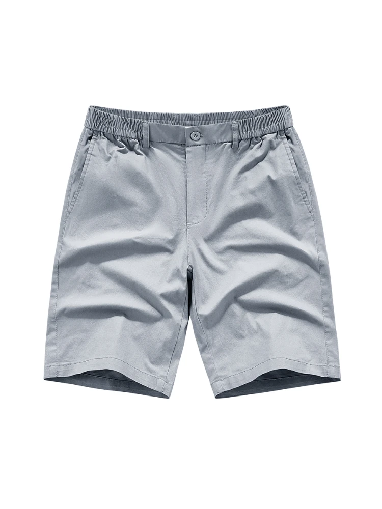 グレーコーデ メンズ 夏にぴったりなショートパンツは？