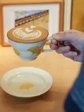 銀杏デザインのラテカップ＆ソーサー【景德鎮陶磁器・贈り物用】（セットアップ対応）