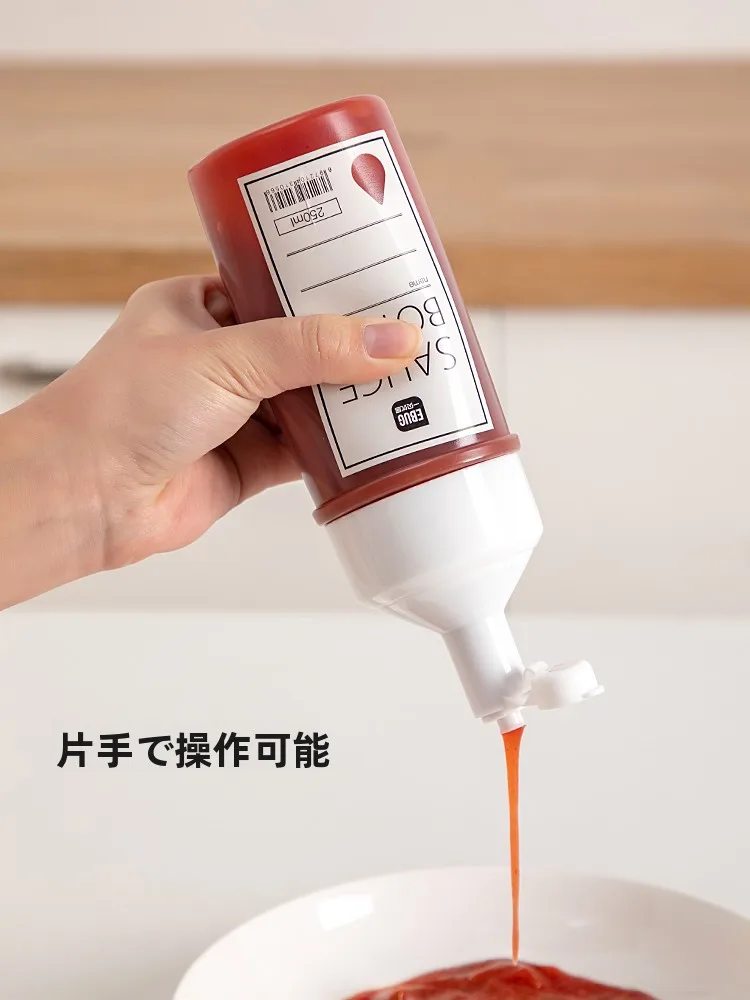 キッチンの油収納に悩んでいるなら、この「調味料ボトルスタンド」が本当に役立つ？