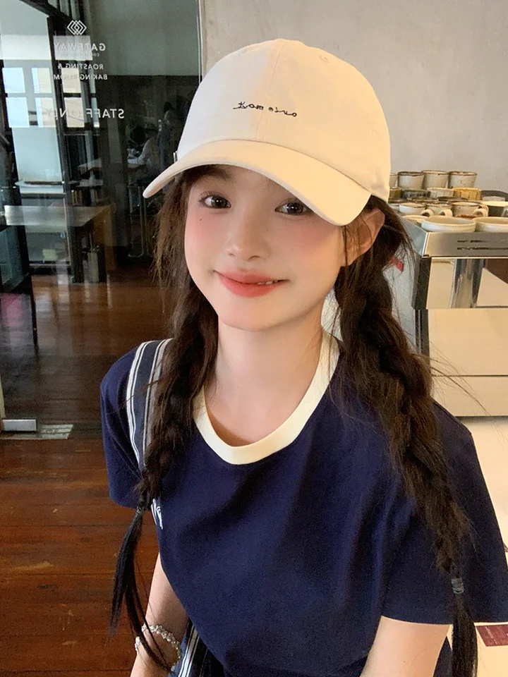 ユニークロゴデザインのキャップ【夏用・ソフトトップ・UVカット・女子用】