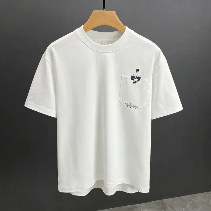 刺繍入り白短袖Tシャツ【メンズ・夏用・フィット】