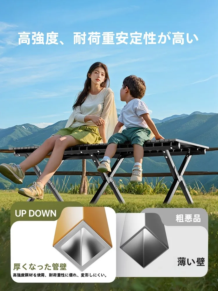 折りたたみ式アウトドアテーブルと月型チェアの実用性と耐久性を検証