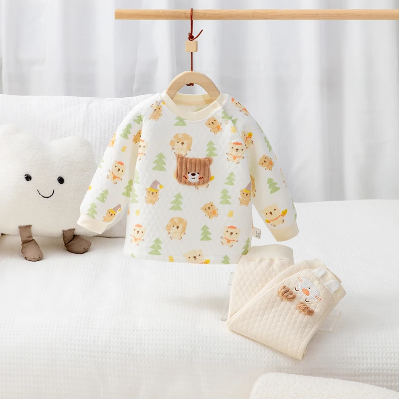 1歳の寝るときの服としておすすめの三層クッション付きベビーウェア