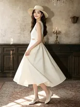立体感のある白い結婚式用ドレス【収腰デザイン・フレアスカート・夏用】（セットアップ対応）