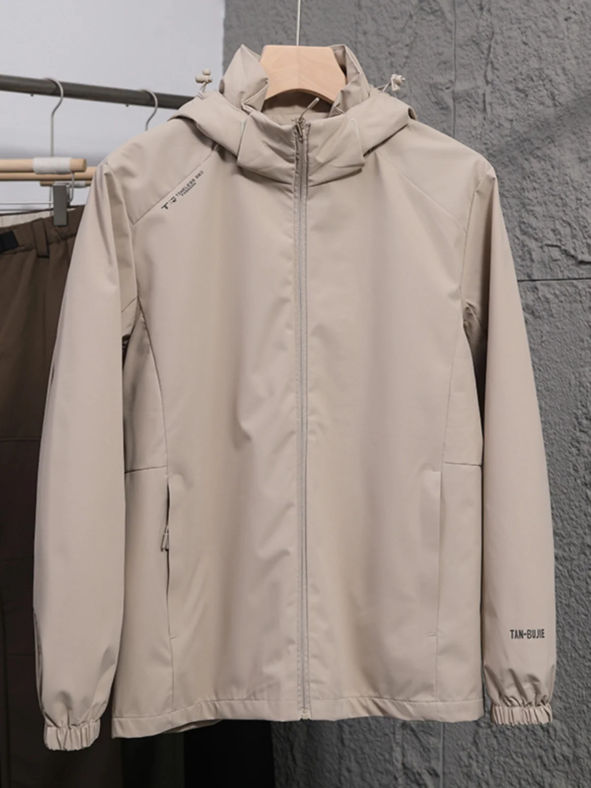 春服 メンズ 失敗しない通勤スタイルの完全ガイド