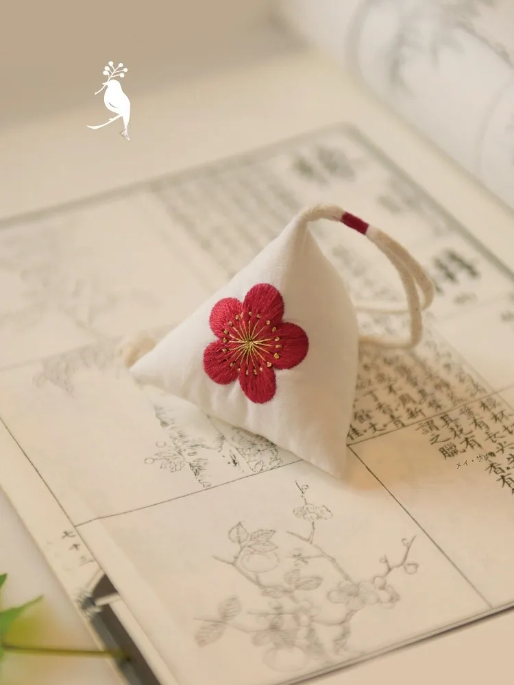 四君子刺繍DIY手作り材料キット：フェルトとマジックテープで作る簡単な香囊の作り方