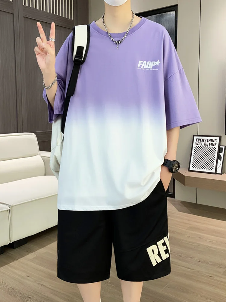 高校生が今、着るべき半袖Tシャツは？春から夏にかけてのリアルな選び方
