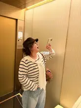 秋用のショート丈ニットカーディガン【ゆったりシルエット・ケープデザイン】