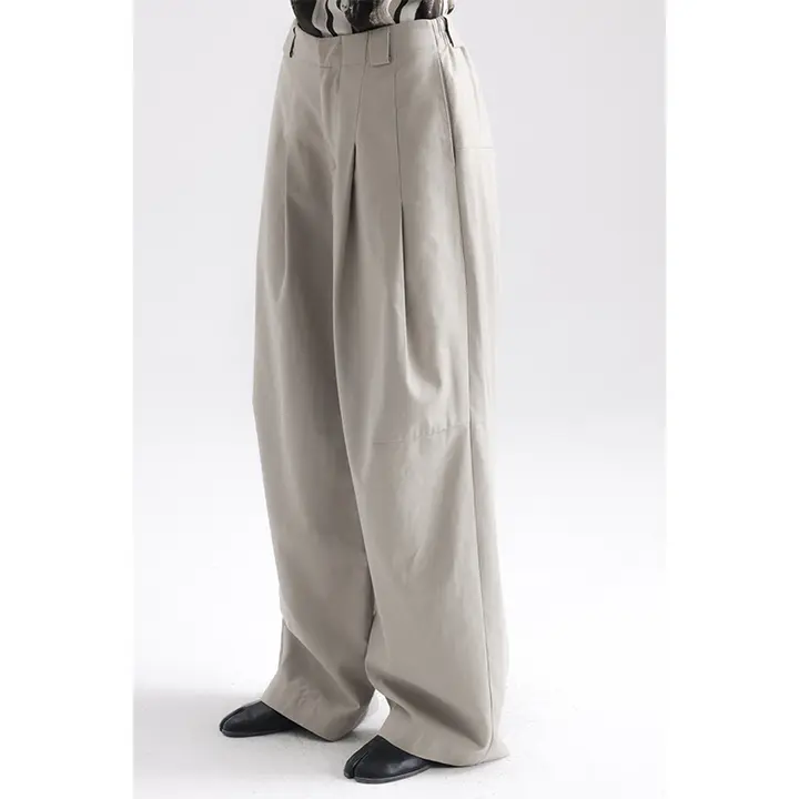 フィットの通勤用パンツ【2色・広めのシルエット】