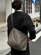 シンプルなデザインのレトロ風トートバッグ【男女兼用・通勤・大容量】