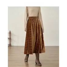 水纹加工の圧縮ベロアスカート【ウエストゴム・ゆったりシルエット・使い勝手の良いデザイン】