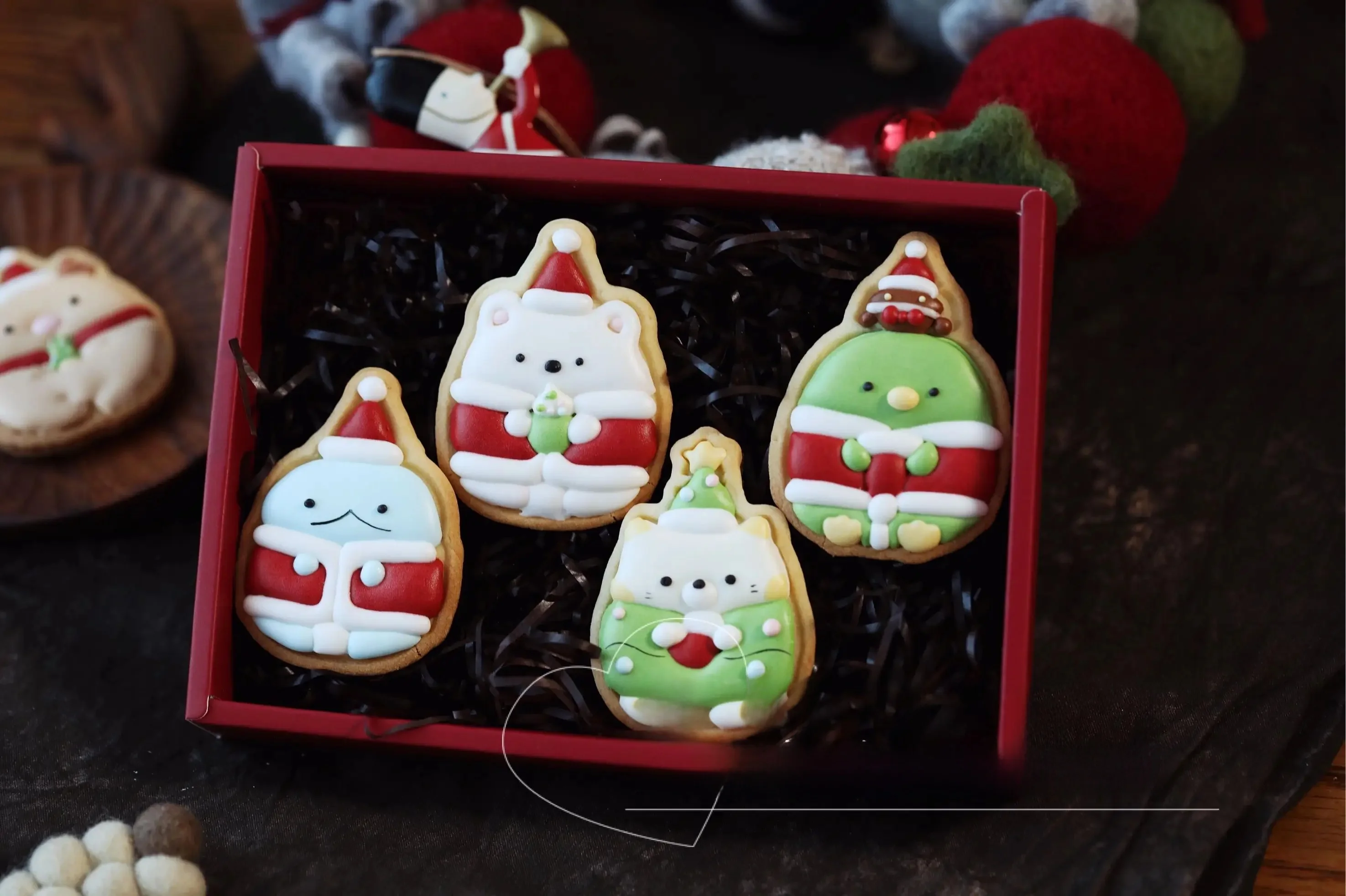 クリスマスクッキー型アドベントカレンダー キット：かわいいサンタや生物デザインで手土産に 最適な手作りセット