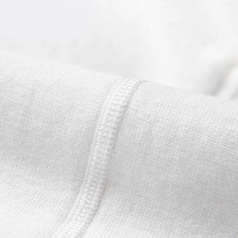 長袖Tシャツを重ね着に活かすには？おすすめの選び方と着心地の秘密