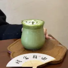 クリエイティブなチューリップデザインのグラスカップ【カフェ用・アメリカンラテ・ティーカップ】