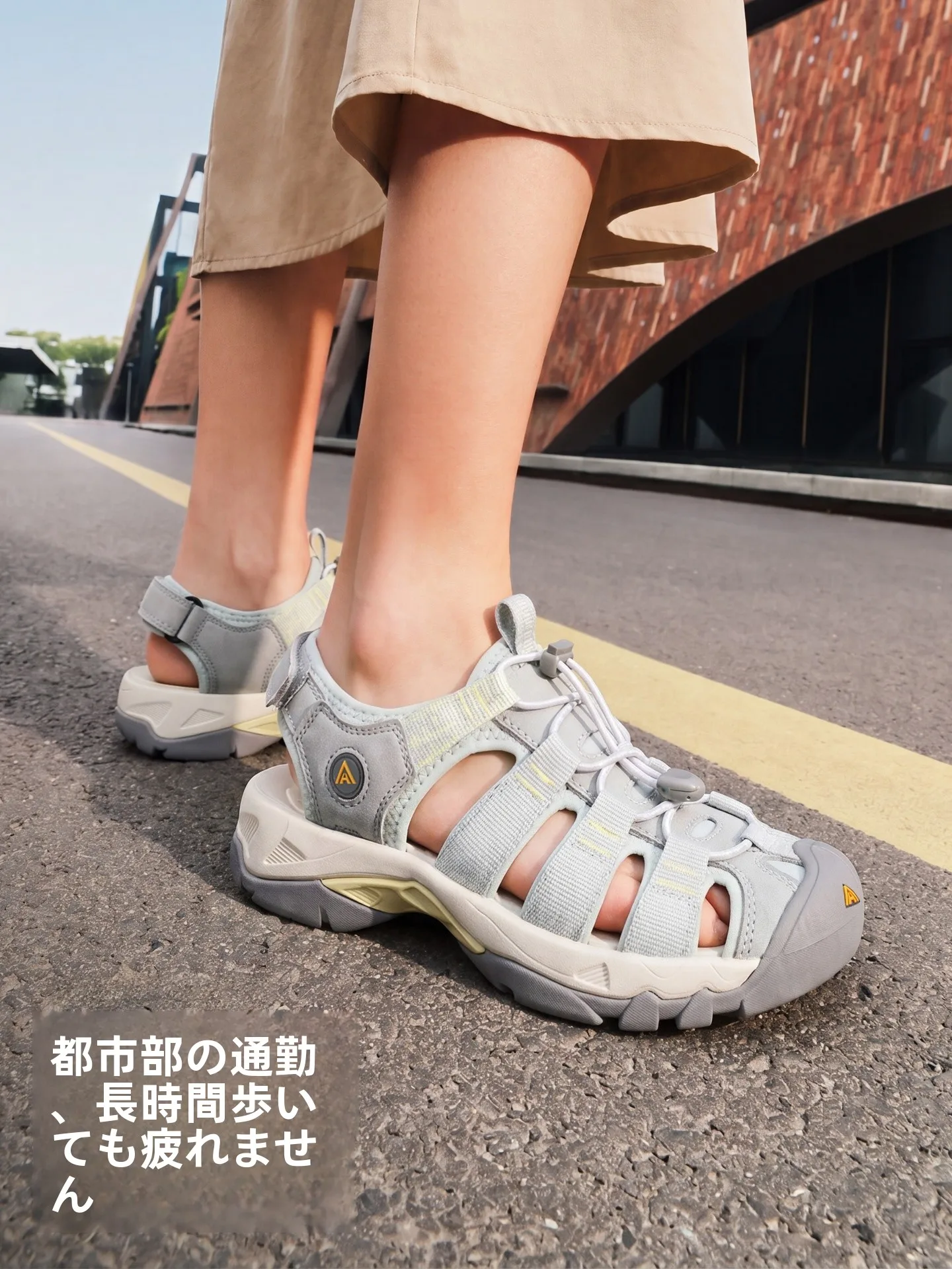 夏用透湿デザインの軽量アウトドアサンダル：防滑・通気性・アクティブシーン対応の実用性を検証