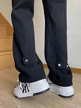 スタイリッシュなデザインの薄手デニムパンツ【メンズ用・秋季・スリムフィット・ワイドストレート】