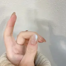 春夏にぴったり！猫眼風デザインの手作りネイルチップ【シンプル・学生向け・明るい印象】