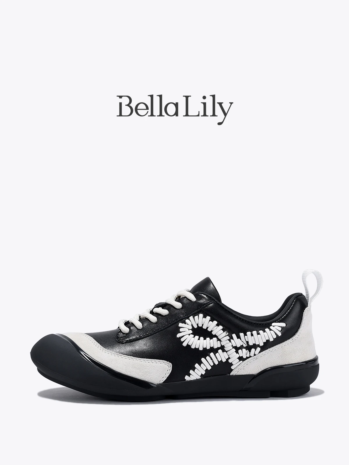 レースアップシューズ レディース 人気ブランドの一つとして選ばれる Bella Lily のバイカラー運動風カジュアルシューズ