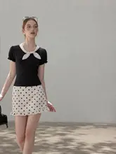 黒のドット柄バタフライリボン付きパフスリーブTシャツ【デザイン性・フィット感】