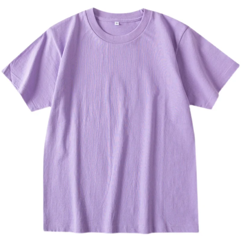 香芋紫のTシャツを2枚重ねで着るなら、どう選ぶ？