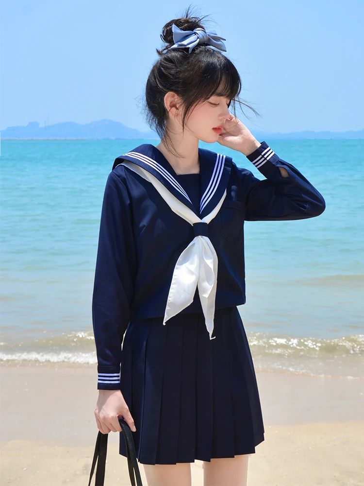 修学旅行に着る女子中学生の服は、本当にJKセーラー服がベストなのか？