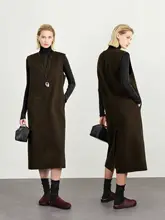 秋冬向けワンピース【ウール生地・ノースリーブ・洗練されたデザイン】