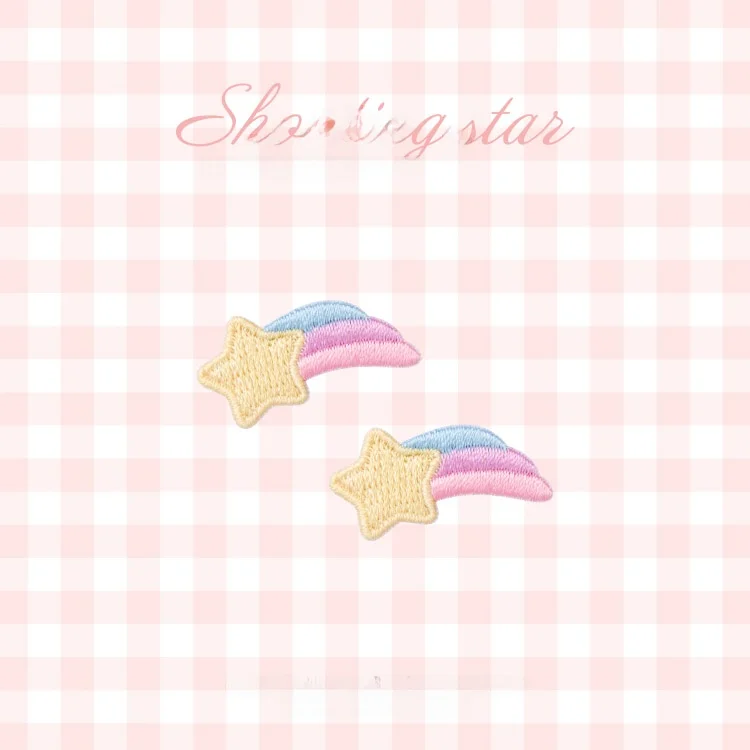 可愛い星形刺繍デコレーションシール：100均で手に入れるDIY用自粘タイプの使い方と価格