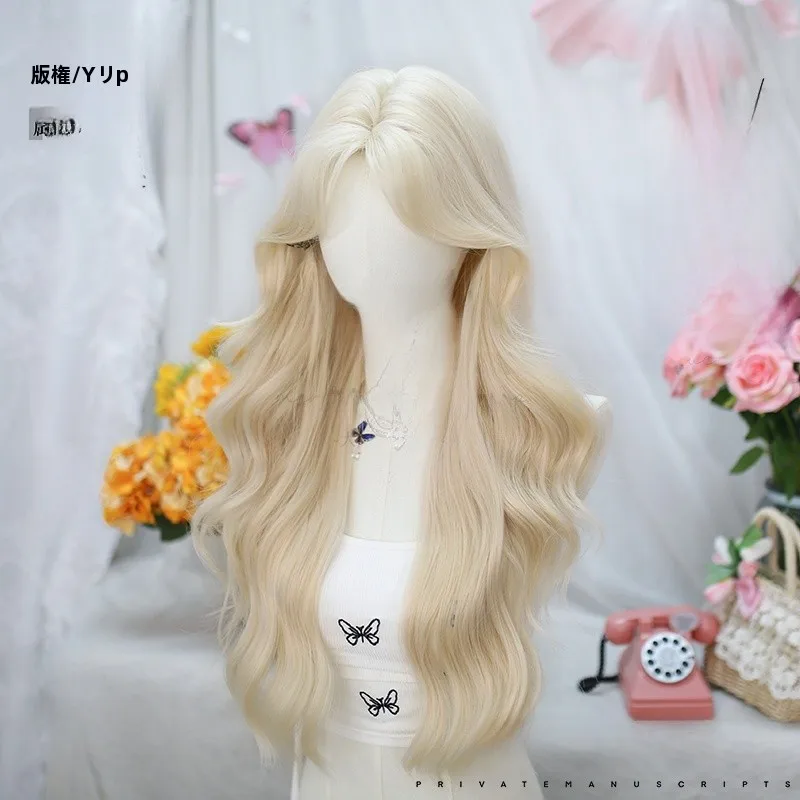 ロリータ風 八字ロングカールウィッグ：ウェーブタイプで実現するプールヘアアレンジの安定性とスタイルの自由