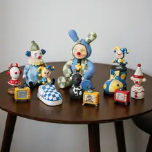 泥製カートゥーンデザインのデスクトップ装飾品【創意マグネット・ギフトに最適】