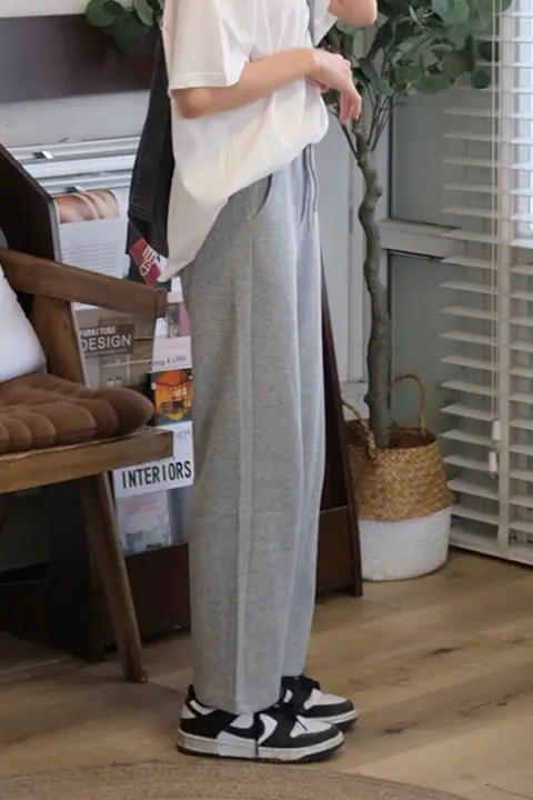 ストレートパンツ【ウィメンズ・ウエストゴム・秋冬用・暖か素材・九分丈】