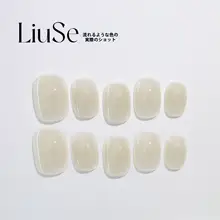 流れる色と構築的な氷晶デザインのヌードカラー ショートネイル【ハンドメイド・明るい印象】