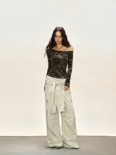 美式迷彩デザインの斜め肩Tシャツ【女性用・スリムフィット・長袖】