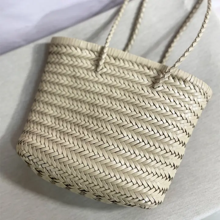 手作り編みトートバッグ【本革・女性用・通勤・肩掛け可能】