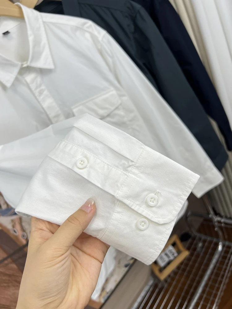 needles track crew neck shirt を選ぶべき理由は？リアルな使い方と他のブランドとの違いを解説