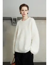 極上の柔らかさのスーパーモヘアのロングセーター【ラウンドネック・豊かな毛並み】