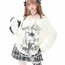 カジュアルなオフショルダー ニットトップス【秋用・カートゥーンプリント・デザイン入り】