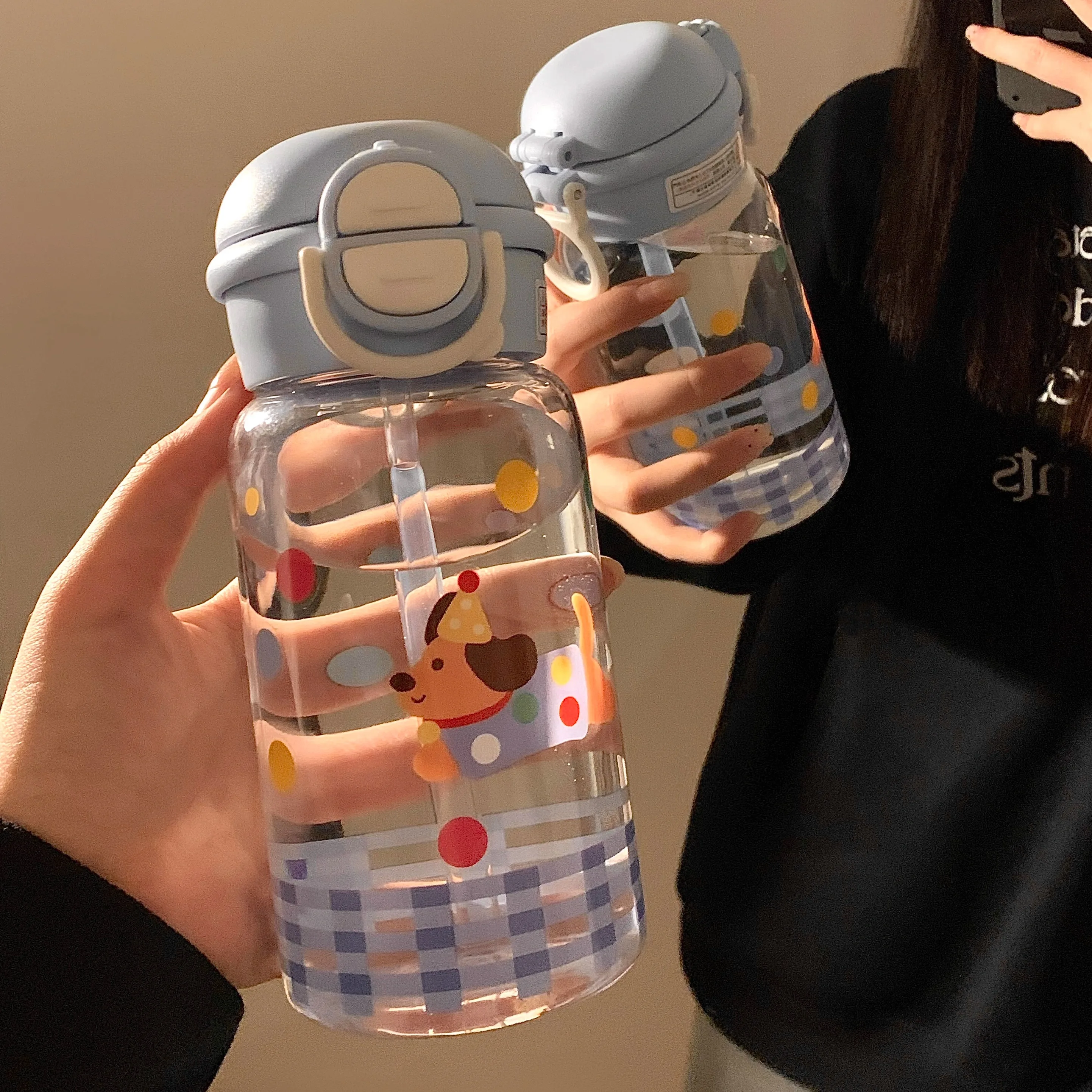 ストロー付き水筒 子供用 かわいいデザインで洗いやすい設計