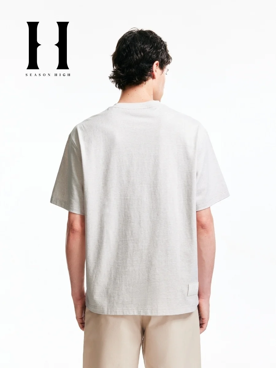 メンズトップス 春に着るシンプルなTシャツは、どう選ぶ？