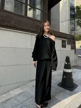 SMOL 2色のオフショルダーニットセット【秋用・ルーズフィット・スカート付き】