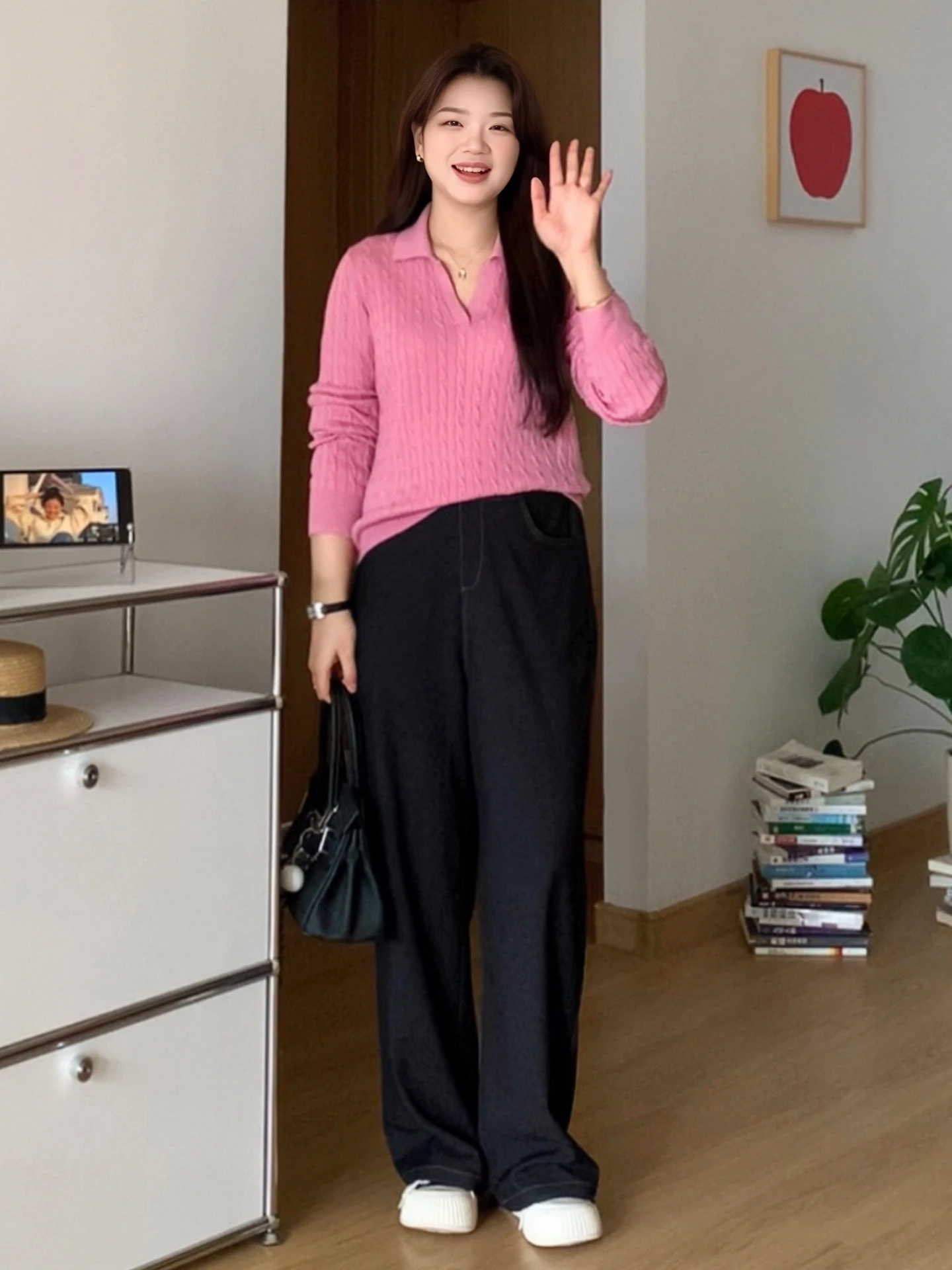 60代ワイドパンツの着こなしは、黒いワイドパンツで失敗しない方法は？