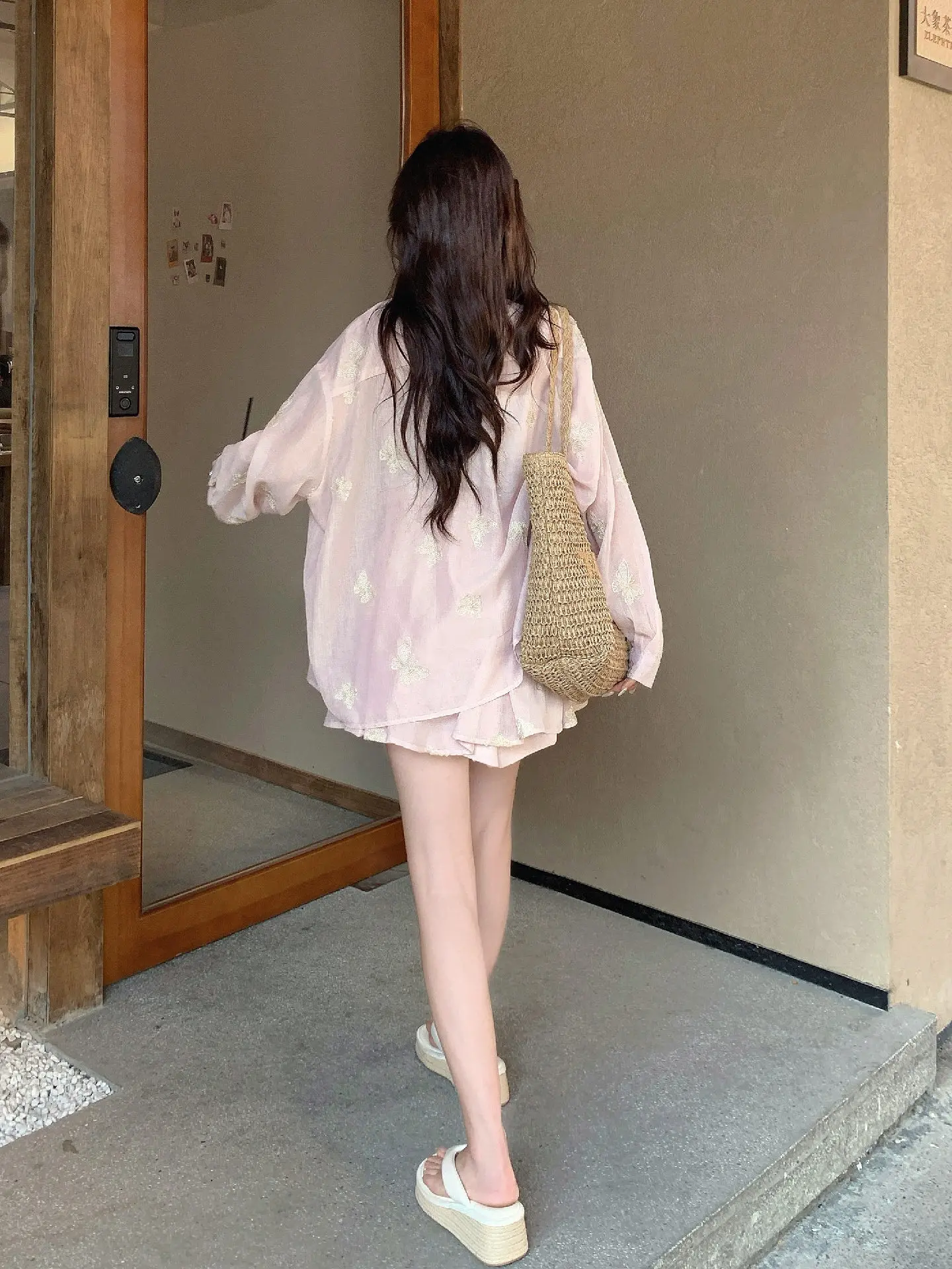 低身長の女性が「きれいめ」に見えるコツは？この1アイテムで解決できる