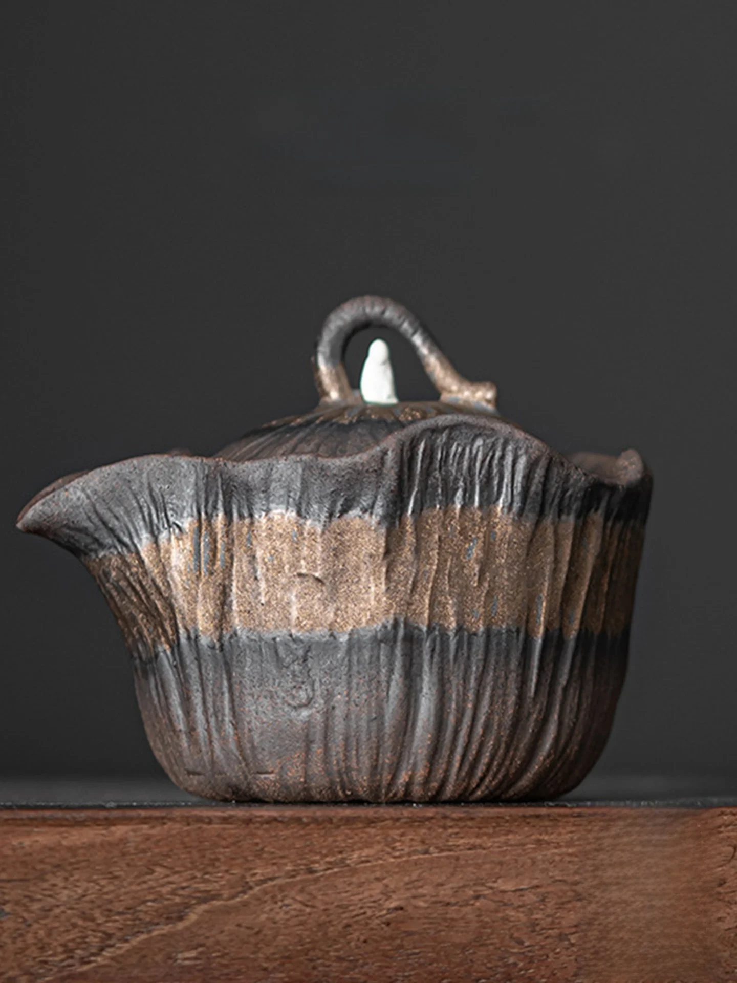 菩提手抓壶小号の蓋付き茶碗【鎏金鉄釉】：紅茶 容器 の日式クラシックスタイルと保温性能の実証