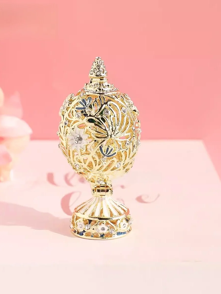 レジン プレゼント で失敗しない方法は？花言館のエナメル装飾卵が贈り物の「心」を伝える