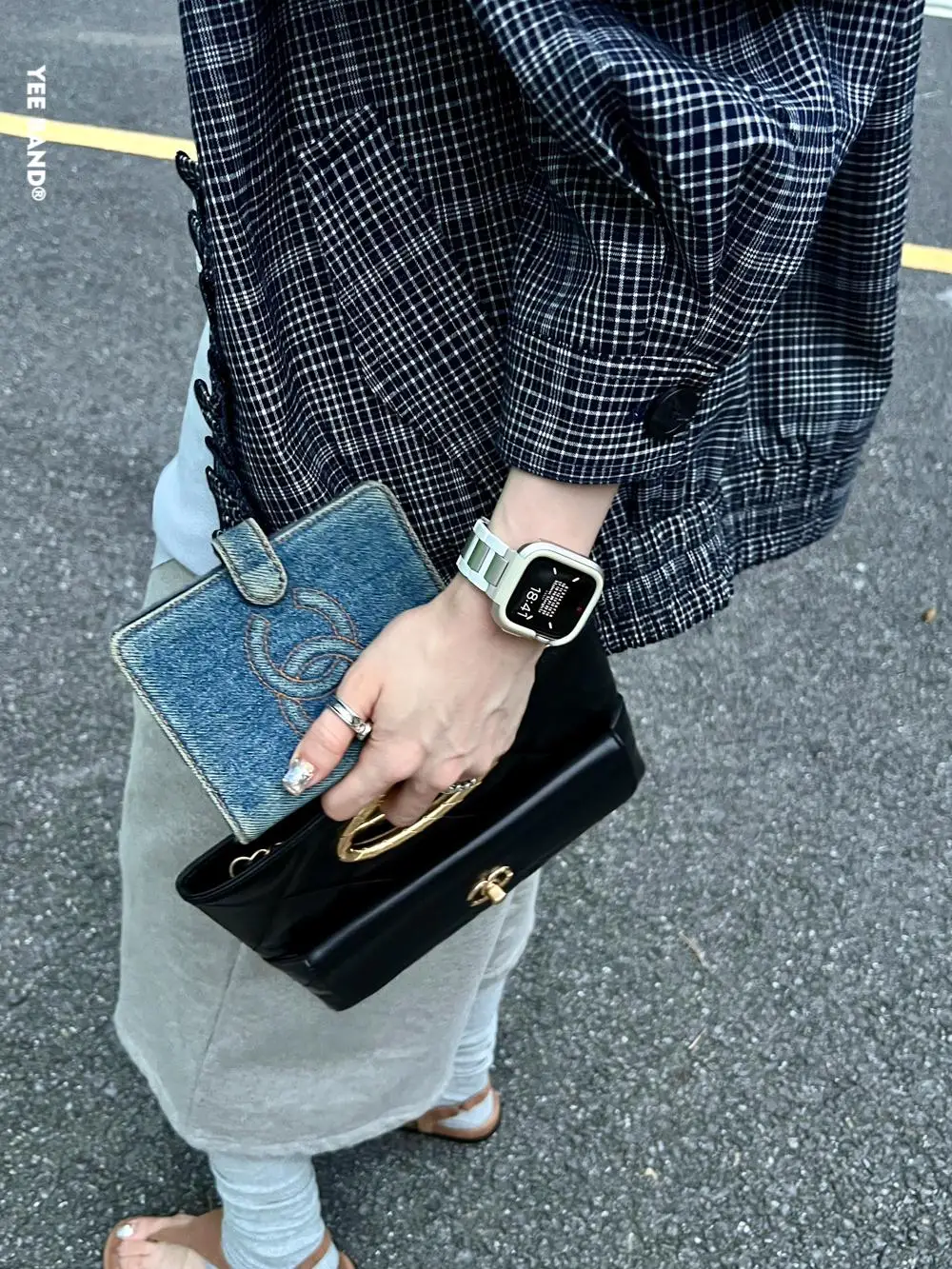 シリコンストラップでApple Watchを防水対応に：アウトドアシーンでの実用性と耐久性の検証