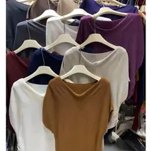 シンプルで洗練されたデザイン！上質コットン混艶やかトップス