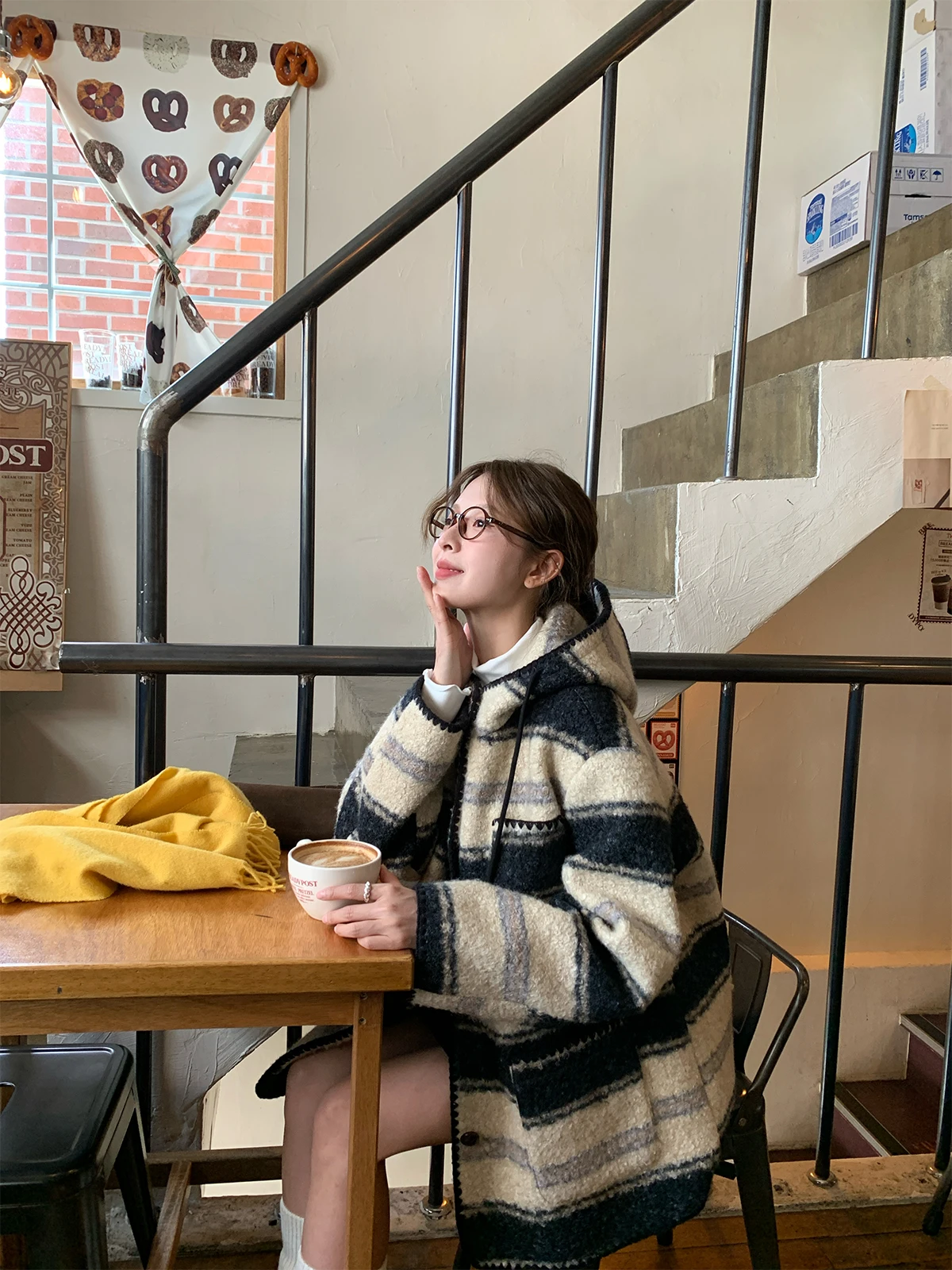 40代の冬にぴったりなネイビーコートは、どんなスタイルがおすすめ？