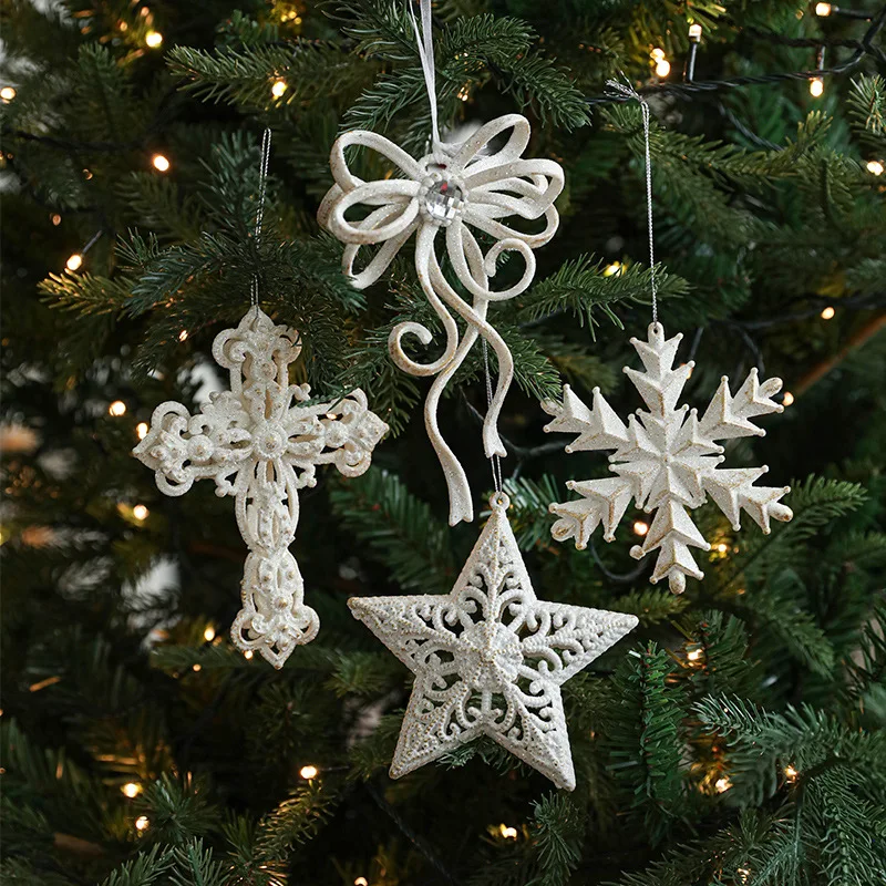 白色の異形飾り 金粉の天使の翼 クリスマスツリー用掛け飾りの実用性とデザイン特性